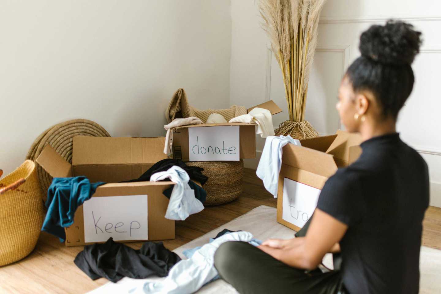 clutter, declutter, organizing, cleaning home