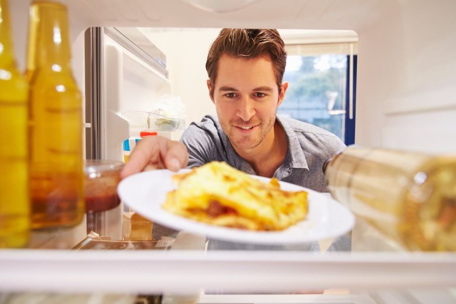 roommate issues; roommate steals food; snack thief; taking food; roommate trouble; emotionally hostile refigerator